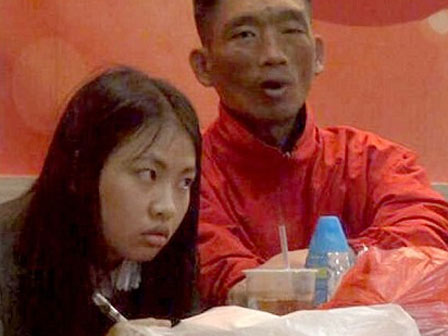 Nhóm thanh niên đi trấn lột giày Air Jordan nghìn đô, đến khi đem bán thì phát hiện ra hàng nhái giá bằng một phần mười-6