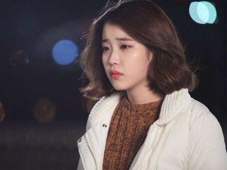 Khóc cạn nước mắt khi người yêu 5 năm tuyên bố xanh rờn: “Anh ngủ với nhiều cô rồi…”