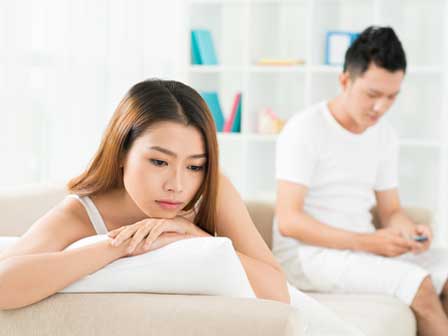 Chỉ 2 tháng nữa là tôi sinh con, vậy mà chồng đang đòi ly hôn để quay lại với vợ cũ-3