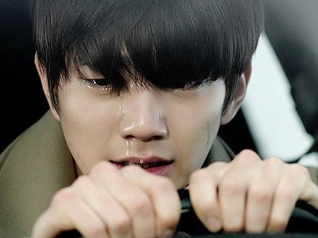 Khi dọn dẹp những thỏi son của vợ, vô tình tôi phát hiện ra một bí mật chấn động