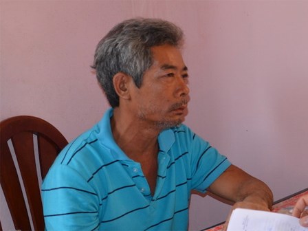 Anh trai bật khóc tại trụ sở cảnh sát khi giết em trong cuộc nhậu