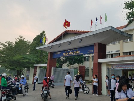 Nữ sinh lớp 11 tử vong ở toà nhà Bitexco: Nạn nhân không về nhà vào đêm trước khi xảy ra vụ việc