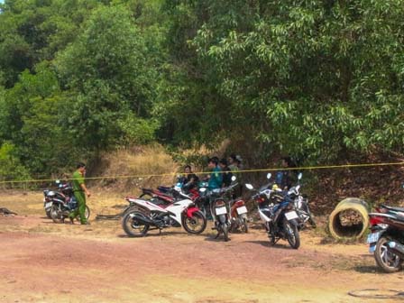 Vết trầy xước, bầm tím trên thi thể hé lộ chuyện cụ ông 81 tuổi giết vợ-2