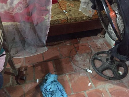 Vụ bố vung dao đòi chặt đầu con gái: Nghi phạm từng đánh vợ, bắt con nhịn ăn