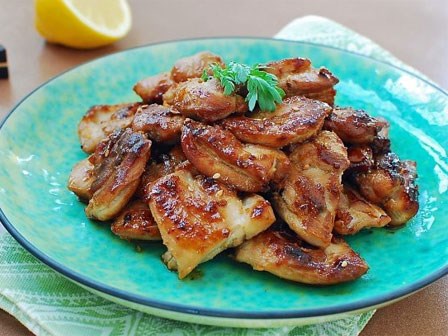 Cách làm gà áp chảo ngon chưa từng thấy thử là mê liền