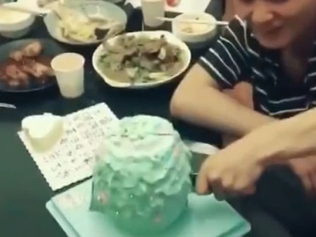 Sinh nhật thầy, tặng quà gì cho ngầu?-1