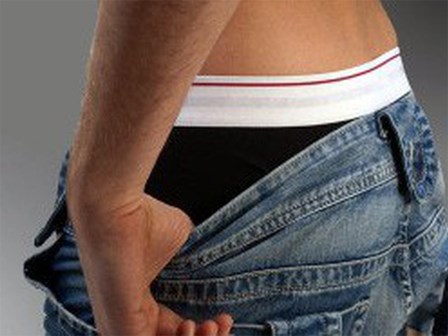 Nguy hại sức khỏe do mặc quần lót chật