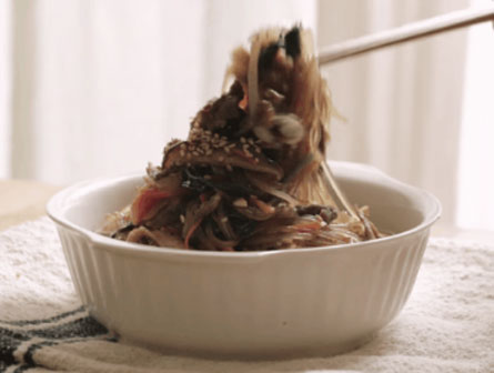 7 món trộn hoàn hảo để đổi bữa cho những ngày hè nóng đến mức nghĩ đến ăn cũng mệt-30