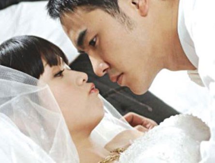 Đêm tân hôn, vợ không cho tôi chạm vào người nếu không đáp ứng 2 điều kiện này