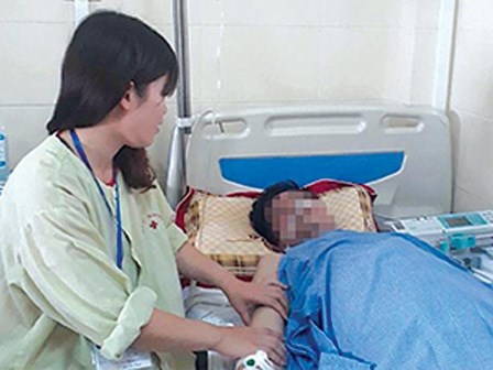Xót xa gia đình 7 người cùng mắc ung thư trực tràng