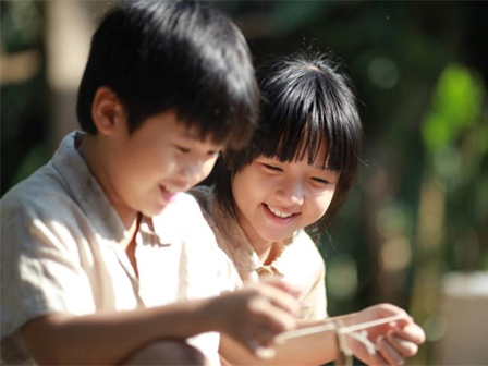 Ngỡ ngàng trước sự thay đổi nhan sắc của nữ chính Tôi thấy hoa vàng trên cỏ xanh: Từ thiên thần nhí đến thiếu nữ xinh đẹp với nguyên nét ngây thơ, ngọt ngào-12