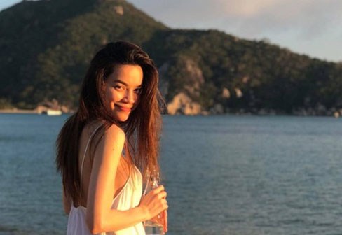 Sau sự cố photoshop quá đà vòng 1, Hà Hồ lại gặp rắc rối vì 