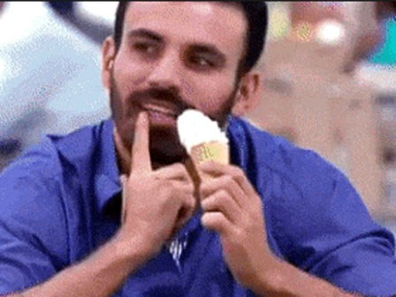 Cười không nhặt được mồm với màn tưởng bở bá đạo nhất