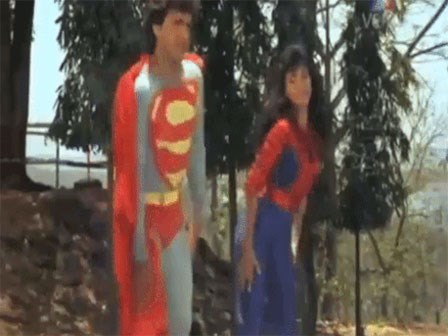 Chỉ có thể là phim Ấn Độ: Superman và Spiderman phiên bản 'lầy lội'