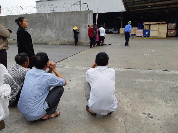 Cô gái Việt đột tử tại Nhật: Người cha bật khóc khi thấy con phủ trắng nilon về sân bay-7