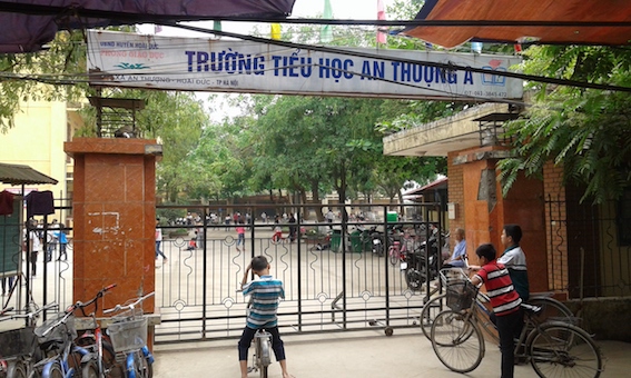 Thầy giáo bị tố dâm ô nhiều học sinh ở Hà Nội đang mang trọng bệnh?-1