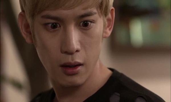 Những điều chị em chớ dại chia sẻ với bạn kẻo có ngày mất chồng như chơi-2