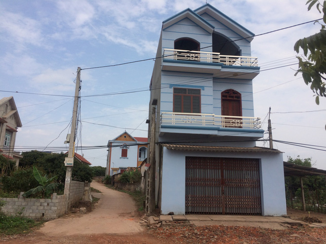 Người dân thương xót cho hung thủ cầm dao đâm chồng tử vong-2