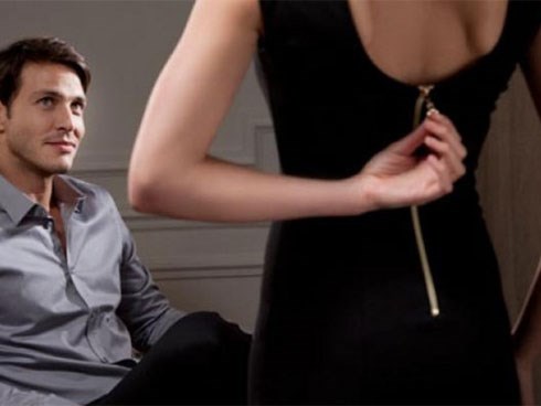 Người phụ nữ yêu cầu chồng trả tiền mỗi lần chung chăn gối sau khi phát hiện chồng ngoại tình nhiều năm trời