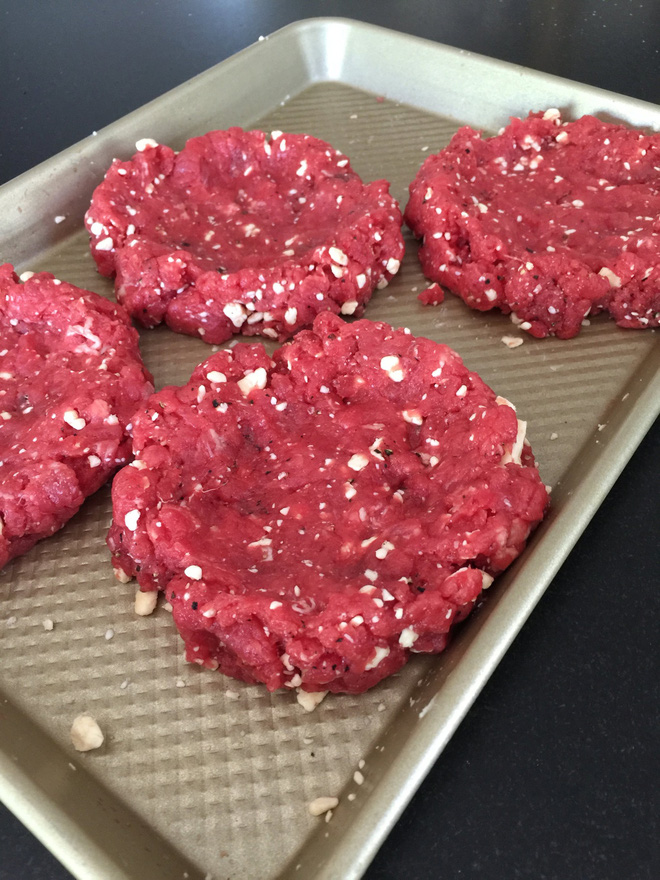 Từ khi học được mẹo của đầu bếp Mỹ, cô gái này chẳng còn cần mua thịt bò xay nữa-5