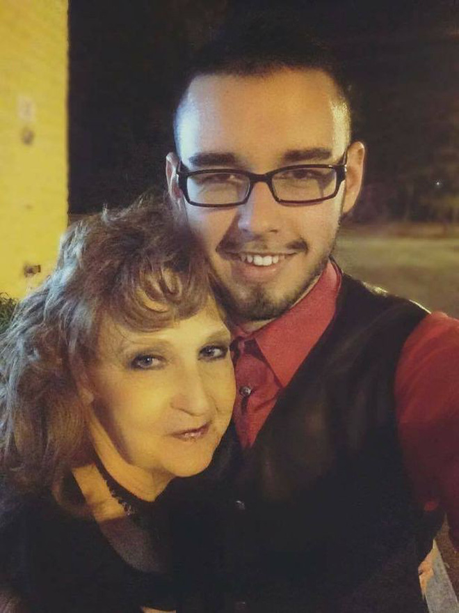 Chàng trai 19 tuổi kết hôn với người vợ 72 tuổi, cư dân mạng người chỉ trích dữ dội, người nói tình yêu không có lỗi-5