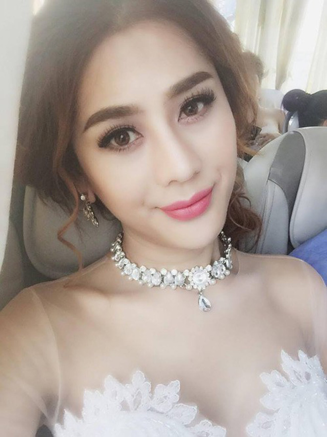 Từng là nữ hoàng chuyển giới, Lâm Khánh Chi lại để lộ nhan sắc xuống cấp rõ rệt khi livestream-1