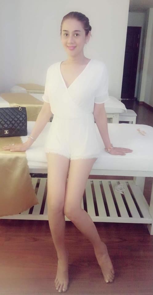 Từng là nữ hoàng chuyển giới, Lâm Khánh Chi lại để lộ nhan sắc xuống cấp rõ rệt khi livestream-7