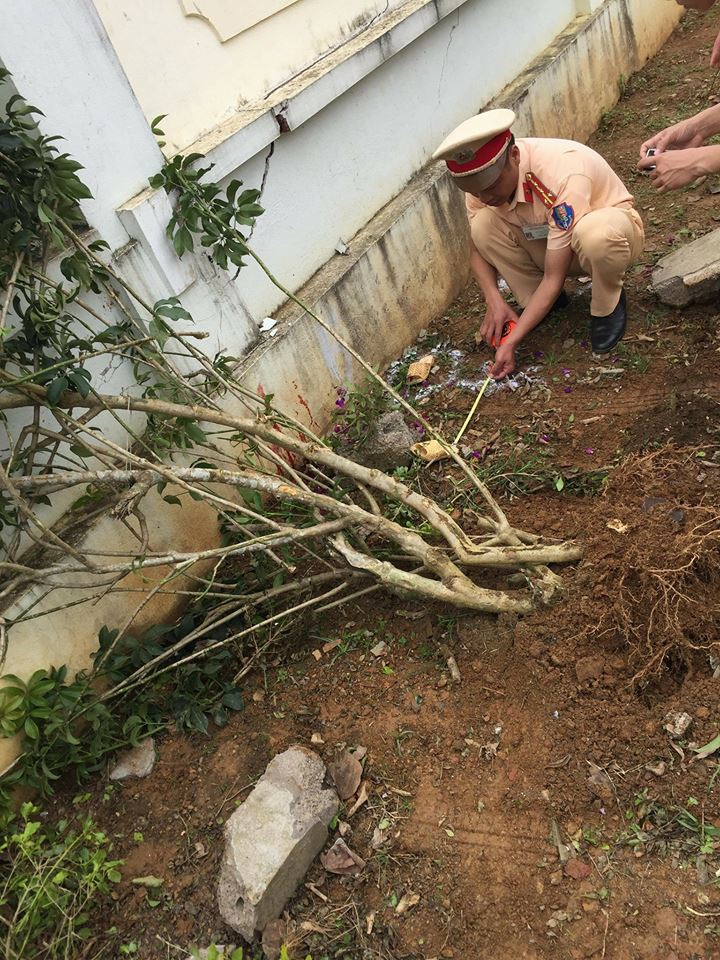 Sơn La: Giáo viên lùi xe trong sân trường, 1 học sinh tử vong-3