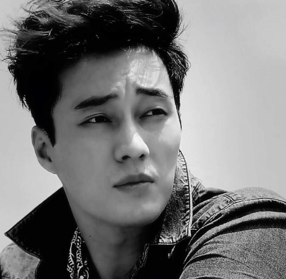 Bật mí những lý do khiến đàn ông hư” luôn khiến chị em không thể rời mắt-2