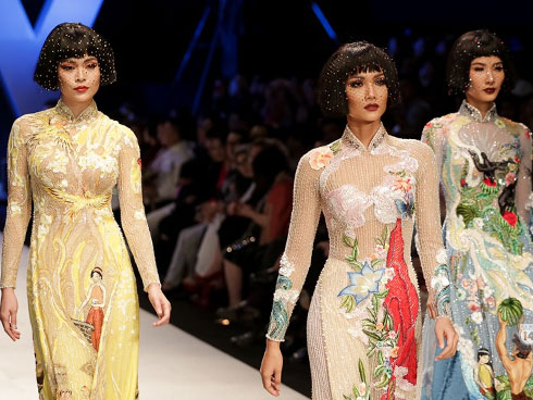 Cận cảnh chiếc váy lộng lẫy Công Trí thiết kế cho Katy Perry trong 24 tiếng-5