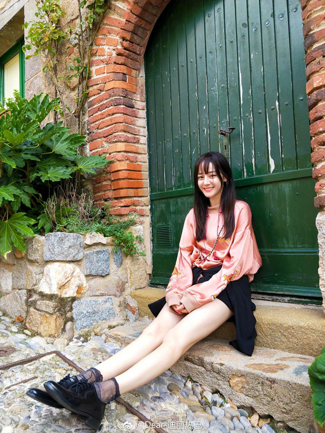 Chân dài gợi cảm nhất màn ảnh Hoa ngữ thuộc về ai?-1