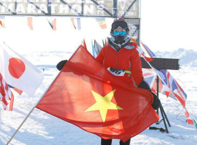 Cô gái Sài Gòn chạy hơn 10 tiếng dưới cái lạnh âm 32 độ ở Bắc Cực-6
