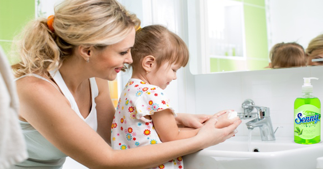 Hầu hết các bậc phụ huynh đều mắc phải 5 sai lầm kinh điển khi cắt móng cho trẻ-4