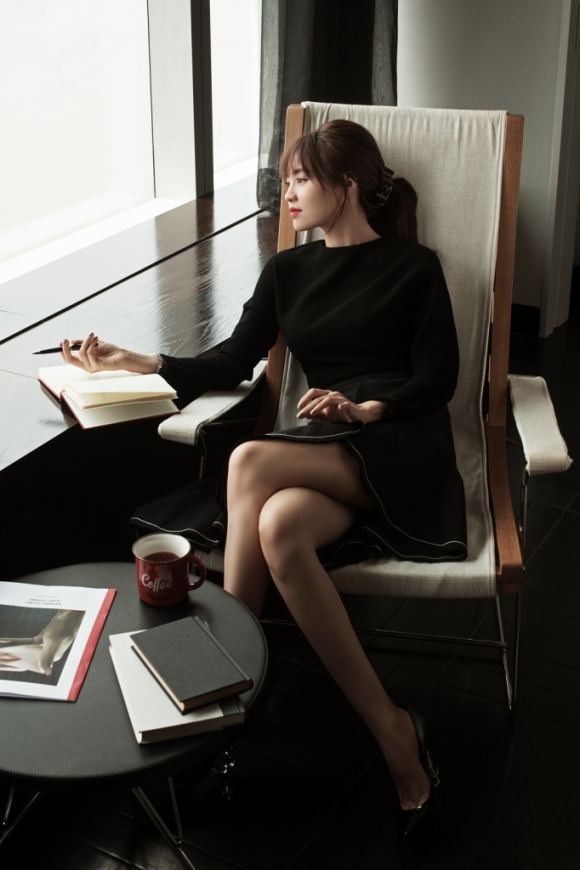 Ninh Dương Lan Ngọc hóa quý cô thành thị kiêu kỳ trong tạo hình mới-2