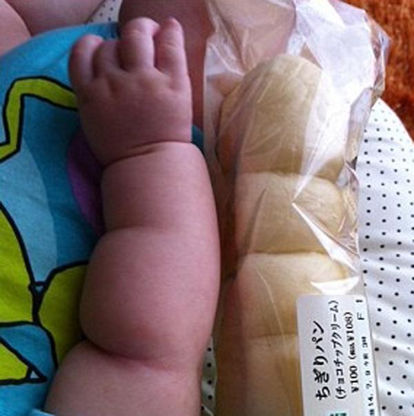 Trào lưu khoe tay con như cây tre trăm đốt lại gây sốt mạng xã hội-3