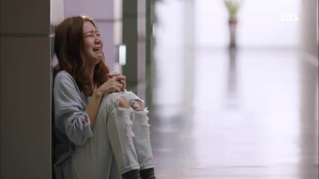 Bị người yêu ruồng bỏ dù đã mang bầu, cái tát của bố cứu tôi khỏi bờ vực thẳm-1