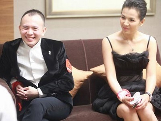 Những cặp đũa lệch chênh chiều cao nhiều nhất trong showbiz-12