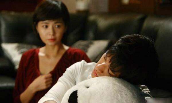 Lý do vợ mặc nhiên chấp nhận việc chồng ngoại tình-1