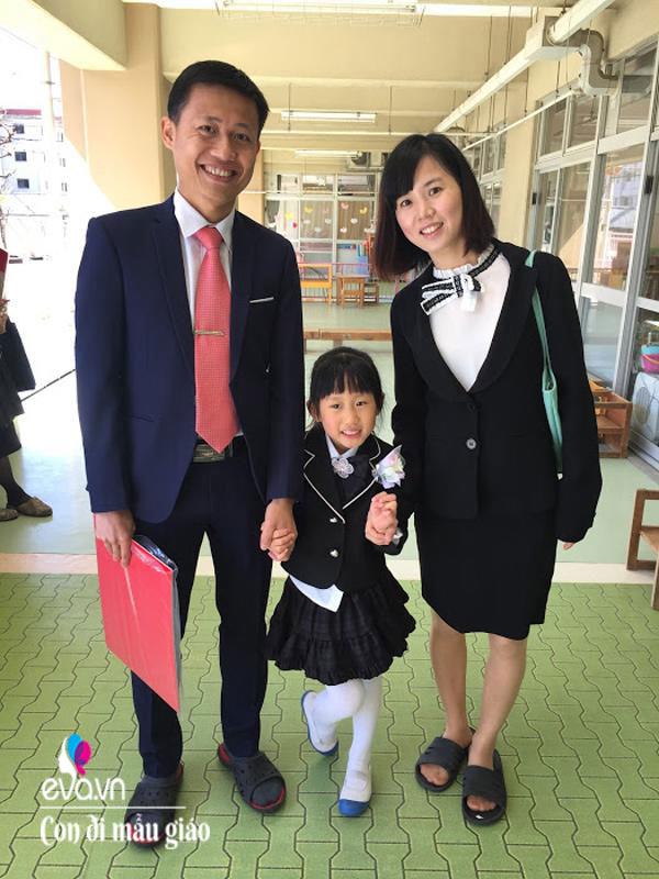 Áp lực chuyện sắm ti tỉ thứ đồ khi con học mầm non tại Nhật của mẹ Việt-6