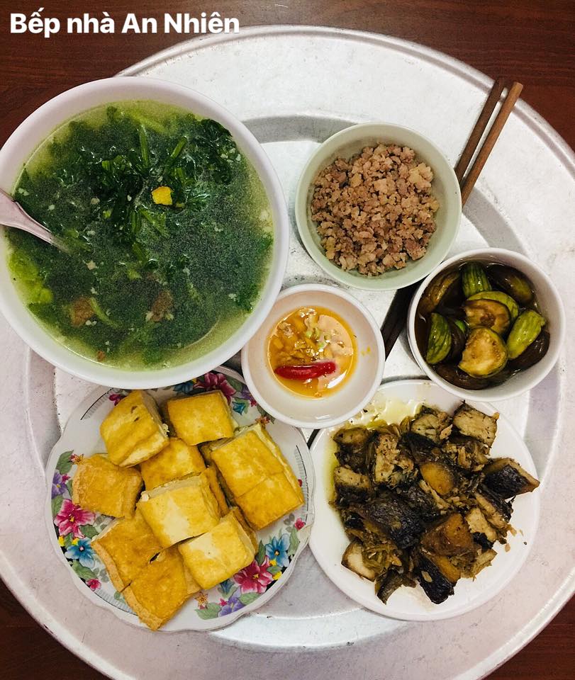 Gần 10 năm làm vợ, 8x suốt ngày được chồng đi chợ nấu cơm, chăm sóc như bà hoàng-13