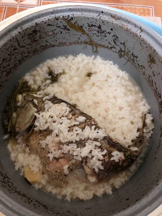 Mẹ bầu hạnh phúc khoe được tẩm bổ bằng cháo cá chép nguyên con, hội chị em nhìn ảnh rồi chê lên chê xuống-2