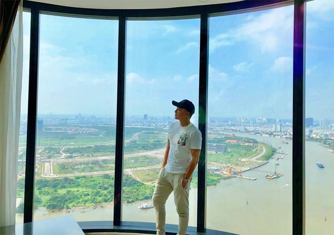 Cận cảnh căn biệt thự ven sông giá triệu đô Cao Thái Sơn vừa tậu-2