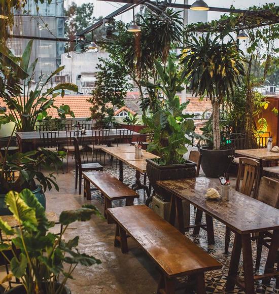 30 tuổi, Hoa hậu Mai Phương Thuý giàu có cỡ nào trong showbiz Việt?-4