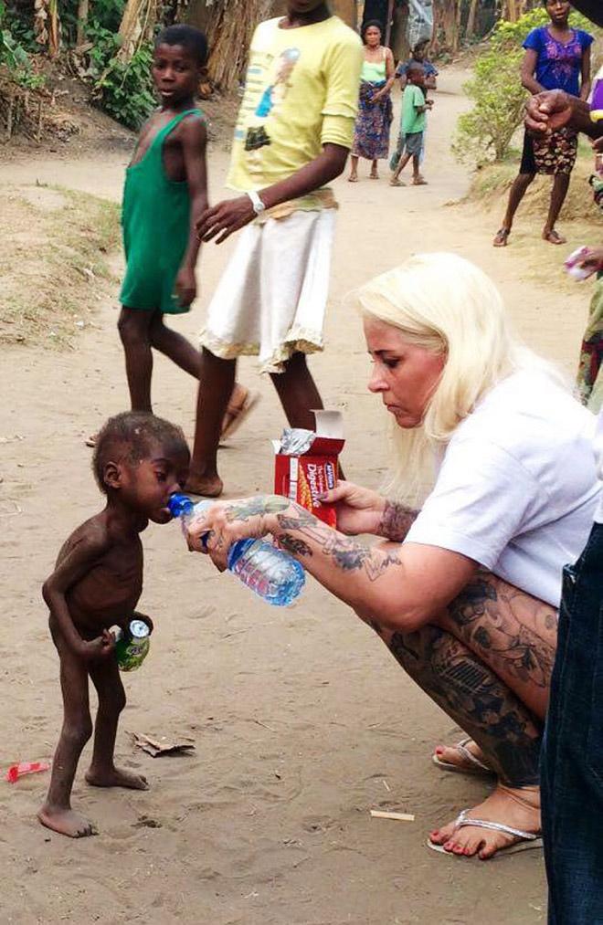 Hình ảnh mới nhất của cậu bé 2 tuổi từng bị bỏ đói gây chấn động thế giới-1