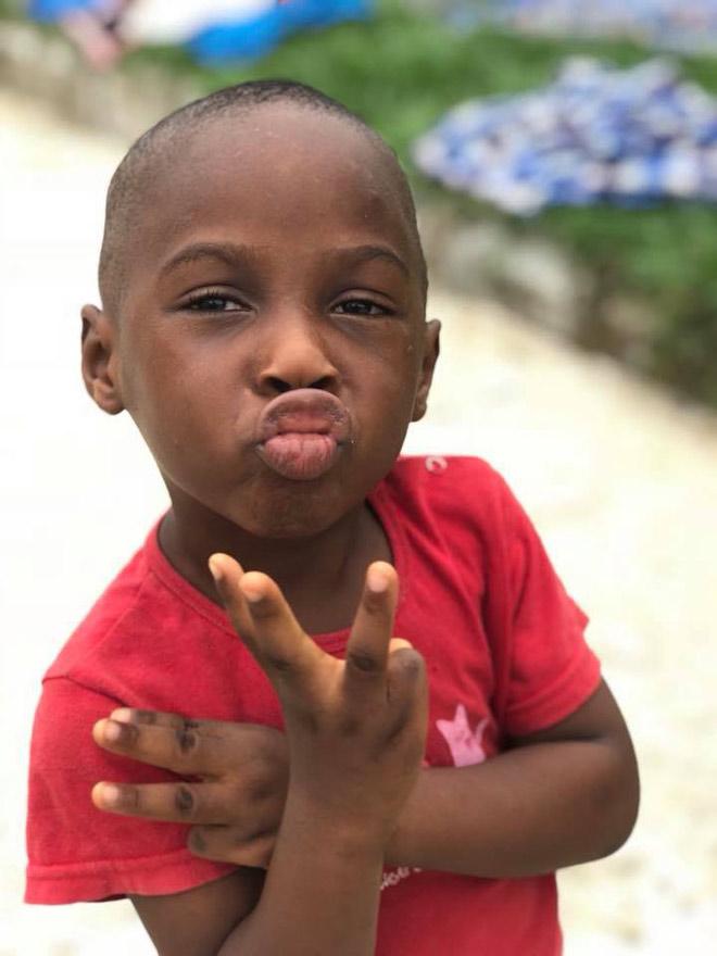 Hình ảnh mới nhất của cậu bé 2 tuổi từng bị bỏ đói gây chấn động thế giới-13