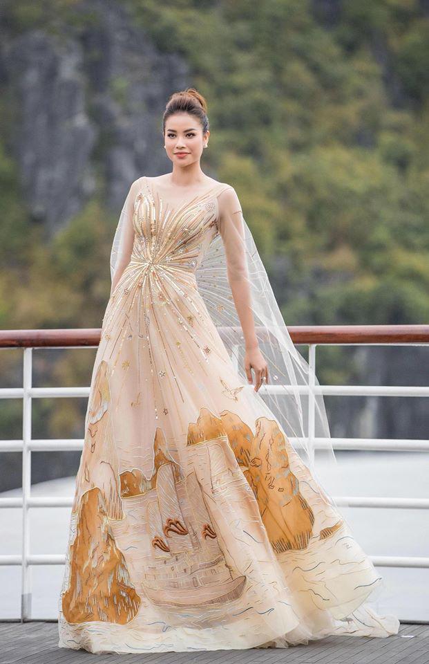 Phạm Hương là nàng Hoa hậu thay đổi phong cách chóng mặt nhất Vbiz-9
