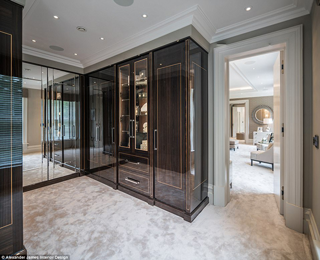 Lóa mắt với nội thất sang chảnh như hoàng gia trong căn biệt thự đắt nhất nhì nước Anh-8