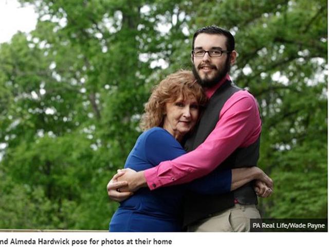 Bỏ qua rất nhiều cô gái trẻ đẹp, chàng trai quyết cưới bà già u70 vì chuyện chăn gối-2