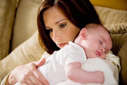 Những tưởng ra ngoài kiếm được thằng chống gậy, ai ngờ bị gái trẻ lừa nuôi con tu hú”-1