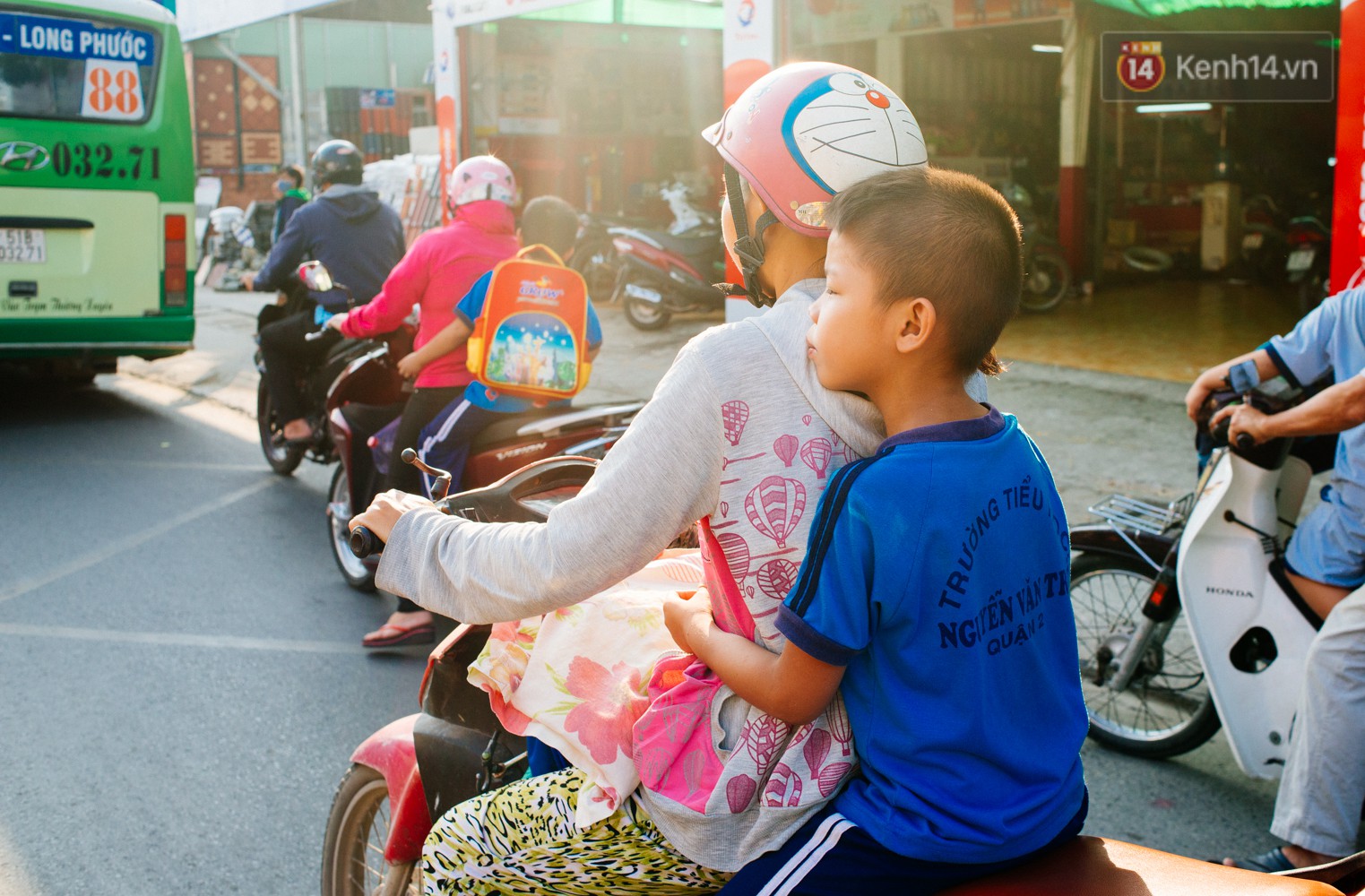 Người mẹ hiến tạng con trai chết não để hồi sinh 5 cuộc đời khác và mở ra tương lai mới cho người con nhỏ-14